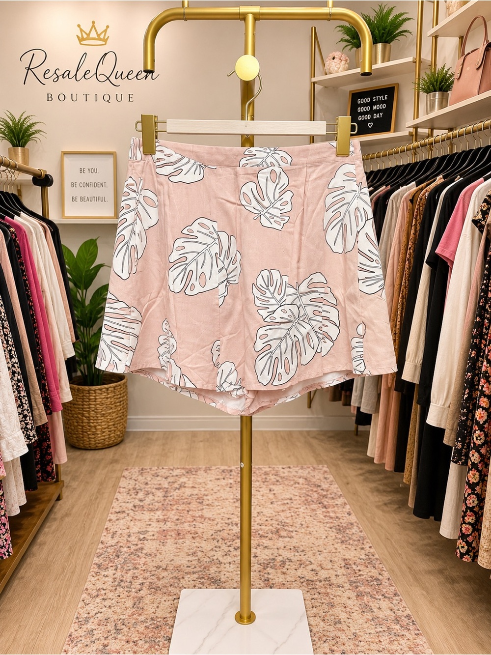Tobi Pink High-Waist Tropical Leaf Shorts